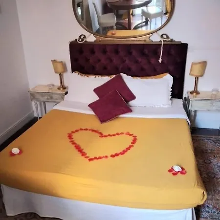 Bed & Breakfast Visconti And 4*